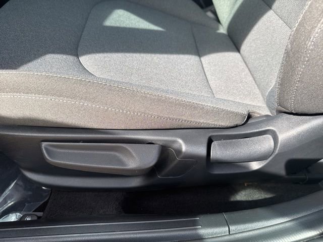 Used 2025 Kia K4 LXS image 12