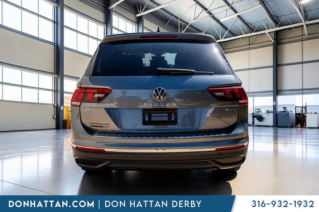 Used 2024 Volkswagen Tiguan SE AWD/4WD image 31