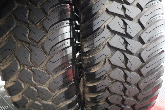 Used 2024 Ford F350 Lariat w/ FX4 Off-Road Package AWD/4WD image 94