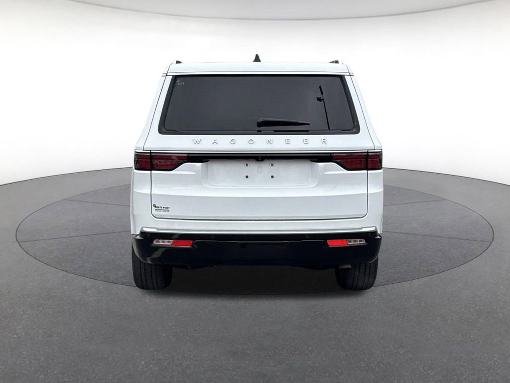 Used 2024 Jeep Wagoneer 4WD w/ Premium Group I image 4