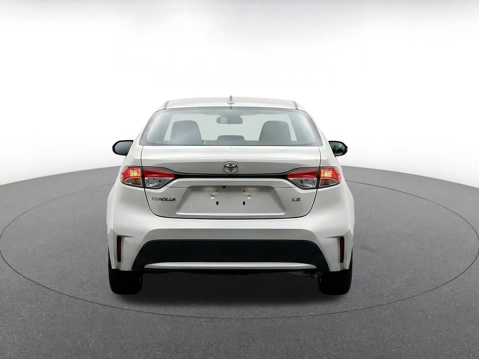 Used 2025 Toyota Corolla LE FWD image 16