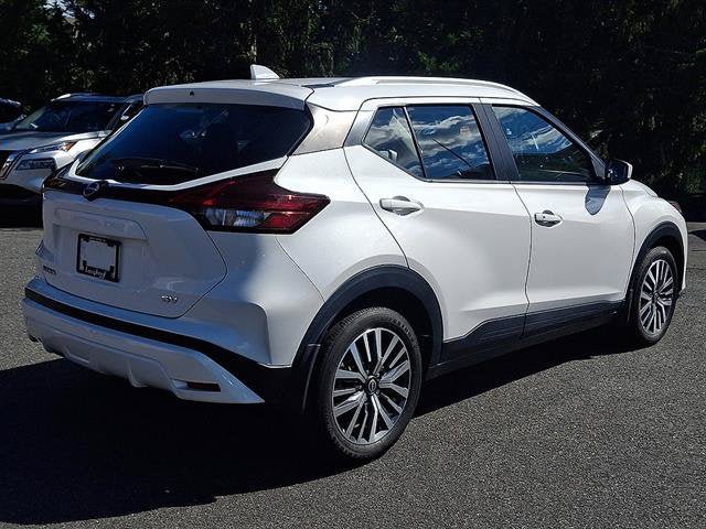 Certified 2023 Nissan Kicks SV FWD image 7