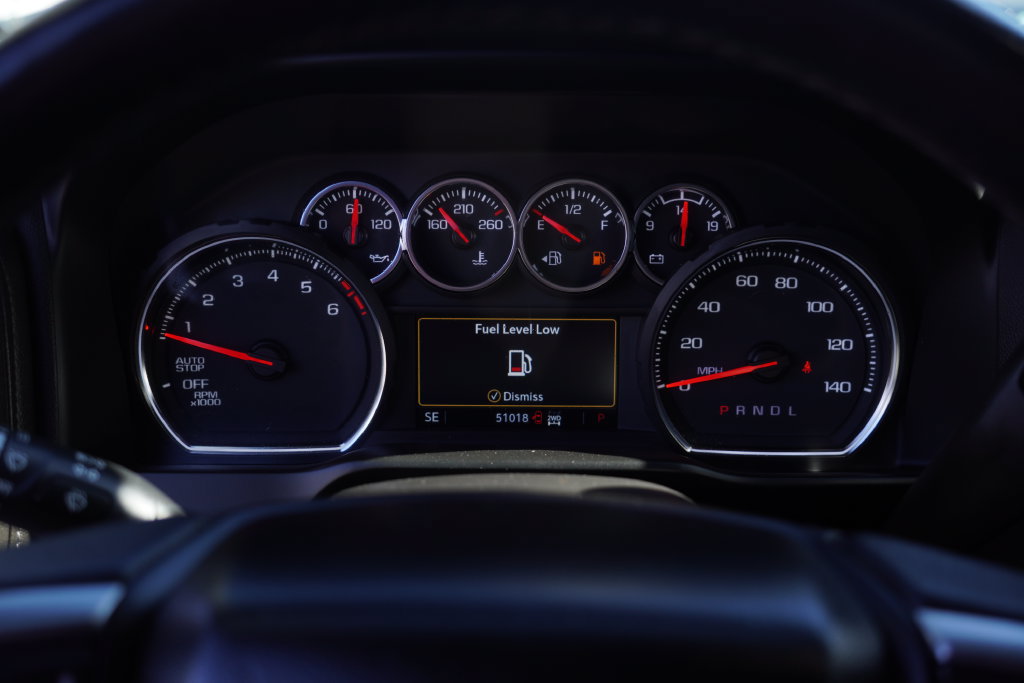 Used 2022 Chevrolet Silverado 1500 LT AWD/4WD image 7