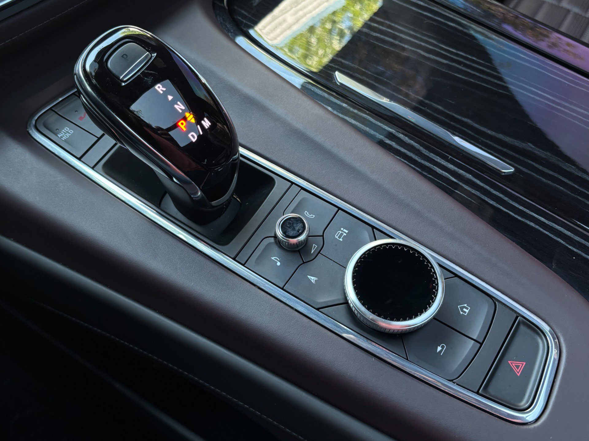 Used 2023 Cadillac Escalade ESV V AWD/4WD image 39