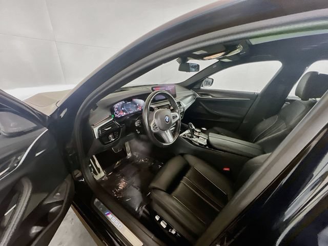 Used 2023 BMW M550i xDrive w/ Executive Package AWD/4WD image 16