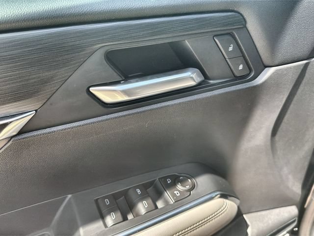 Certified 2026 GMC Acadia Elevation w/ Elevation Premium Package FWD image 22