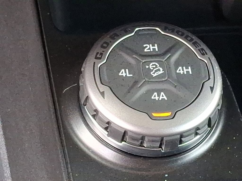 Used 2022 Ford Bronco Badlands image 24