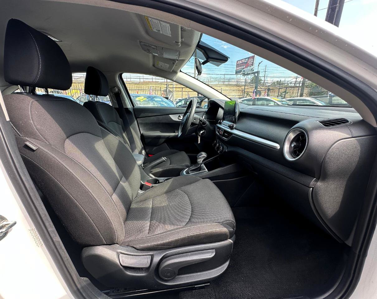 Used 2024 Kia Forte LXS FWD image 20