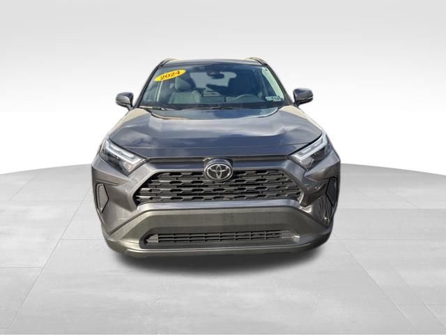 Used 2024 Toyota RAV4 XLE image 9