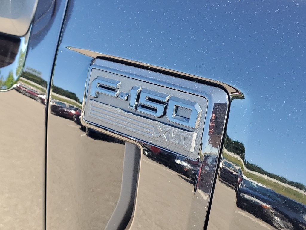 Used 2025 Ford F150 XLT w/ Equipment Group 302A MID AWD/4WD image 6