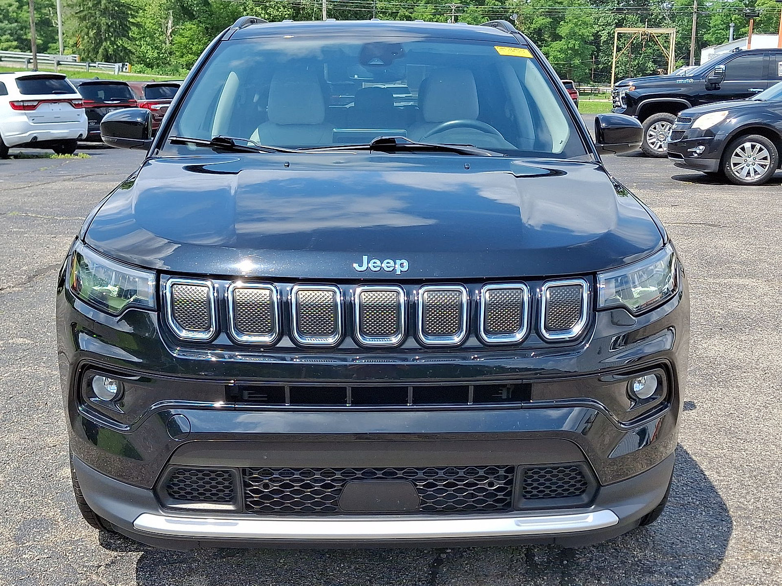 Used 2022 Jeep Compass Limited AWD/4WD image 29