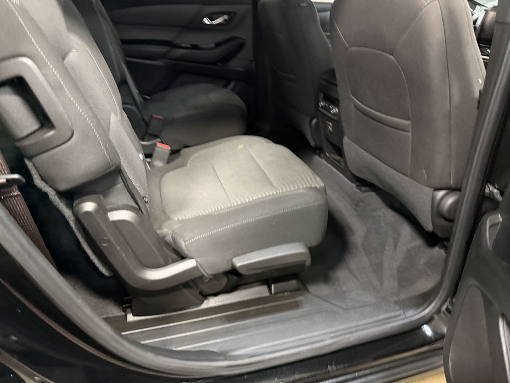 Used 2023 Chevrolet Traverse LT AWD/4WD image 66