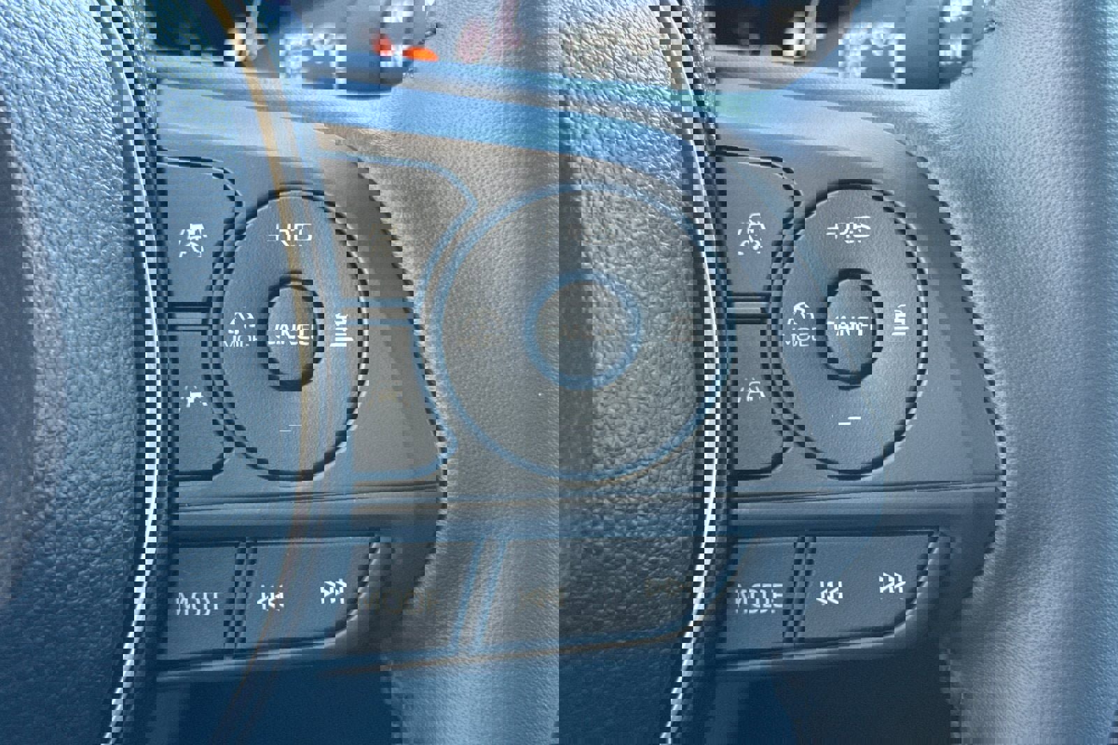 New 2026 Toyota Corolla Cross LE image 28