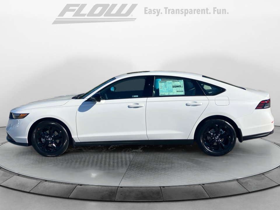 Certified 2025 Honda Accord SE image 4