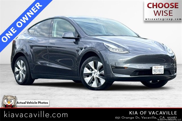 Used 2022 Tesla Model Y Long Range image 1