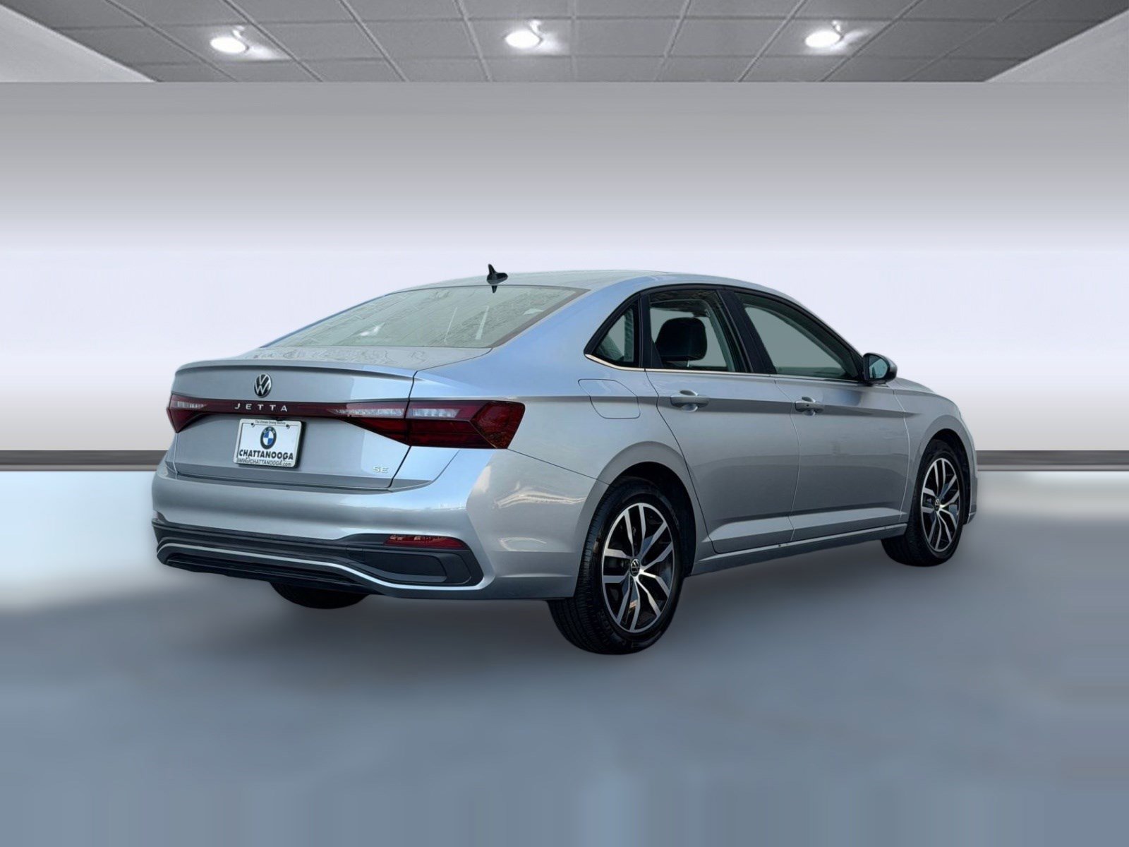 Used 2025 Volkswagen Jetta SE FWD image 9