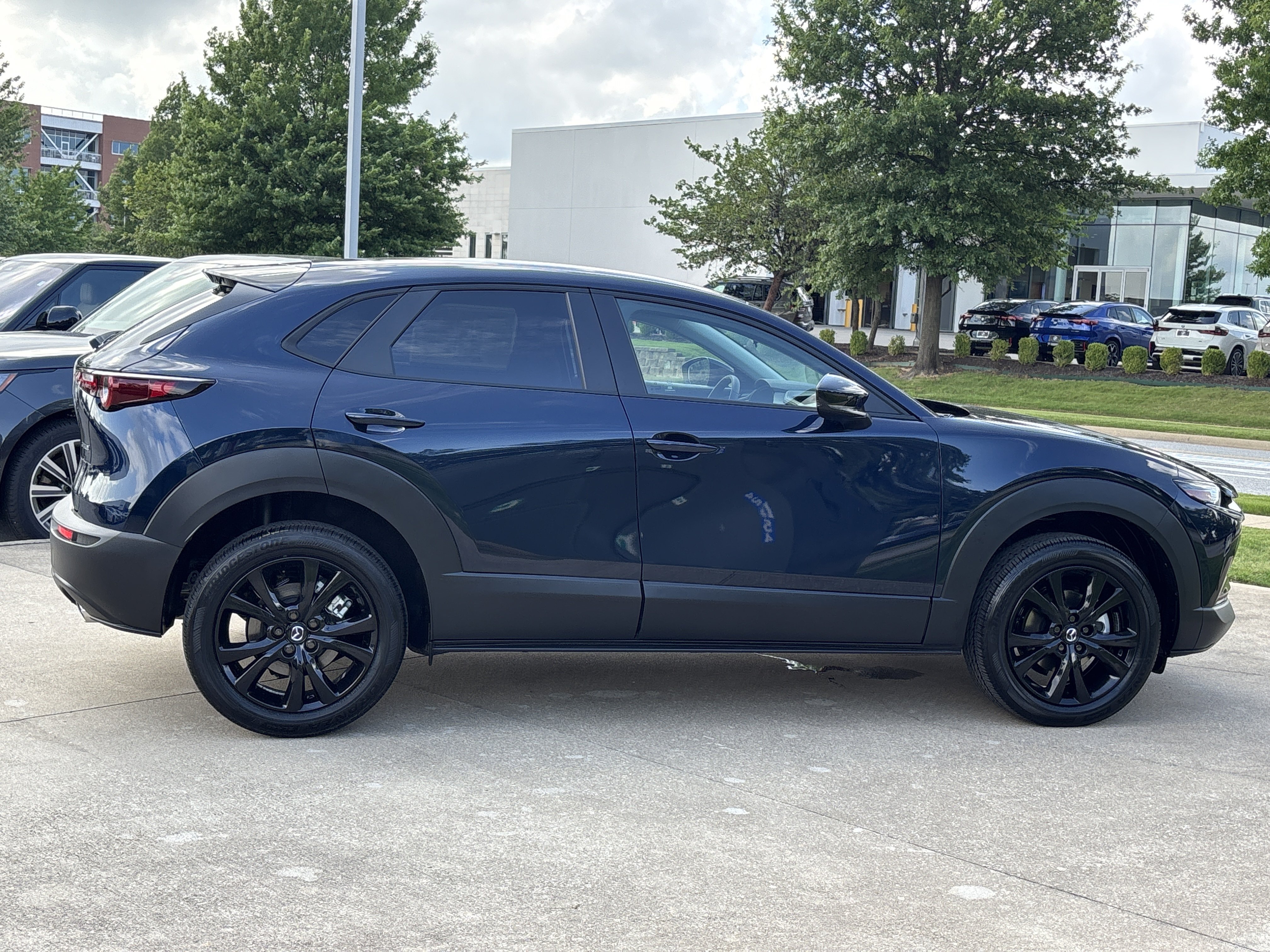 New 2026 MAZDA CX-30 AWD 2.5 S w/ Select Sport Pkg image 2