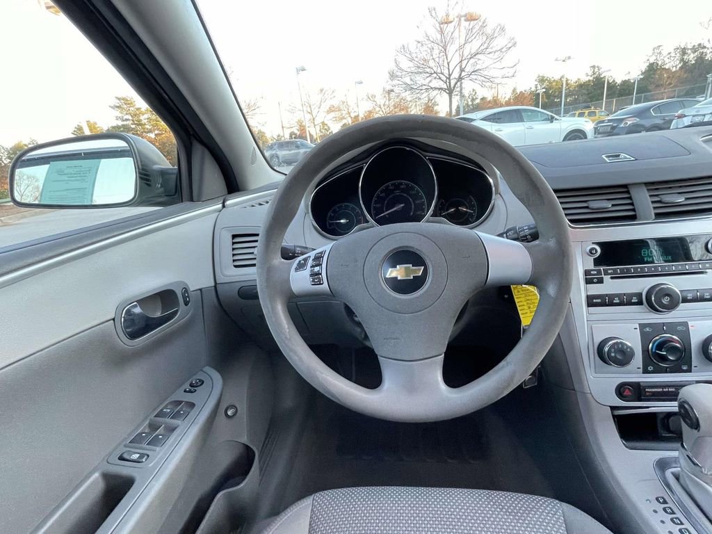 Used 2011 Chevrolet Malibu LS image 11