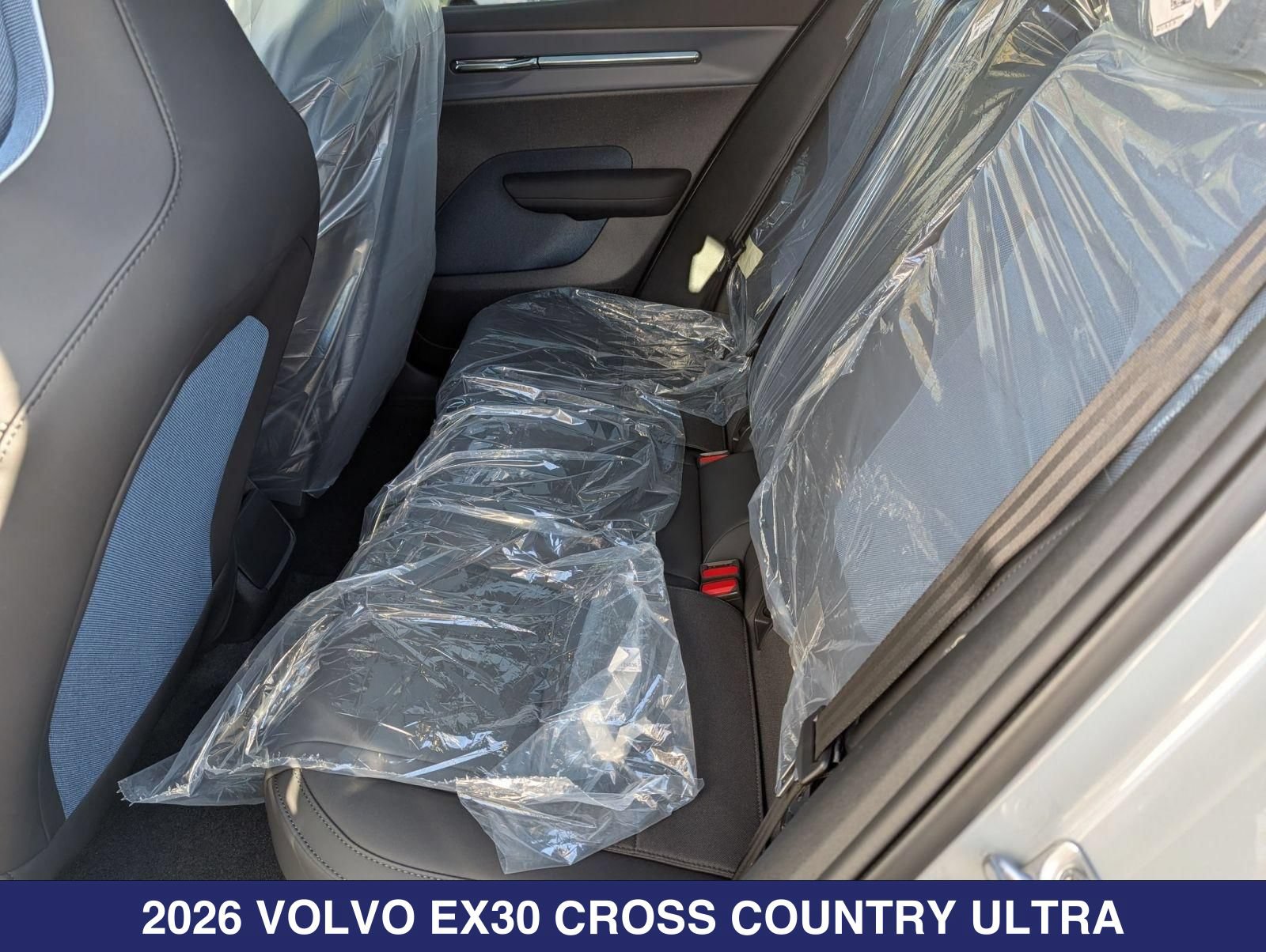 New 2026 Volvo EX30 Cross Country Ultra w/ Protection Package Premier AWD/4WD image 16