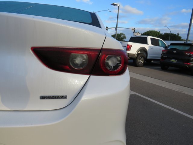 Used 2023 MAZDA MAZDA3 s image 11