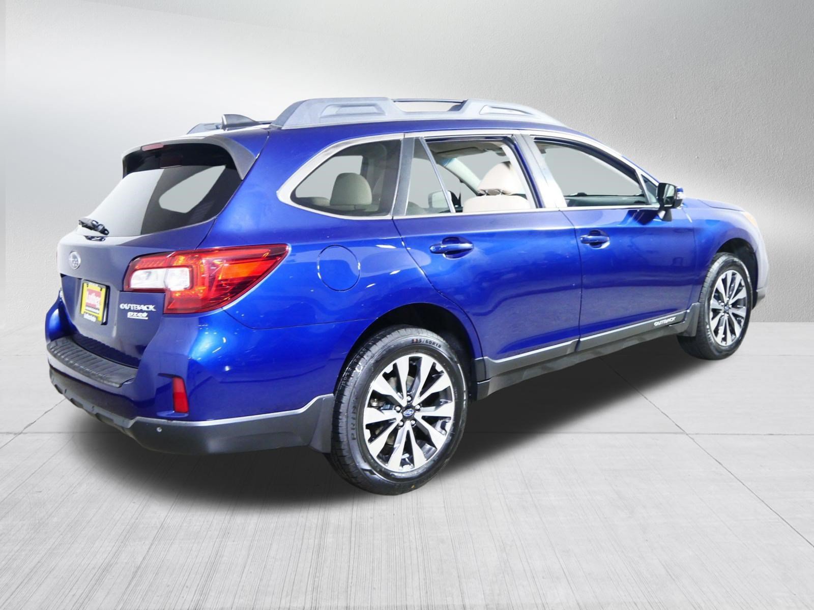 Used 2017 Subaru Outback 2.5i Limited AWD/4WD image 7