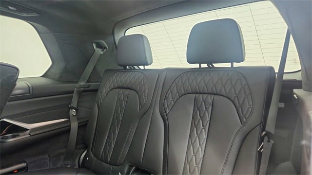 Used 2026 BMW X7 M60i image 31