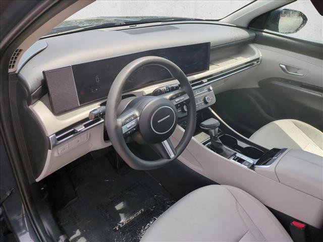 Certified 2025 Hyundai Tucson SE FWD image 10