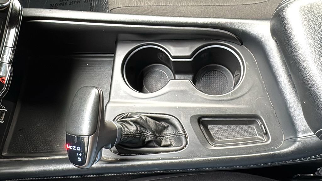 Used 2023 Dodge Durango SXT image 15