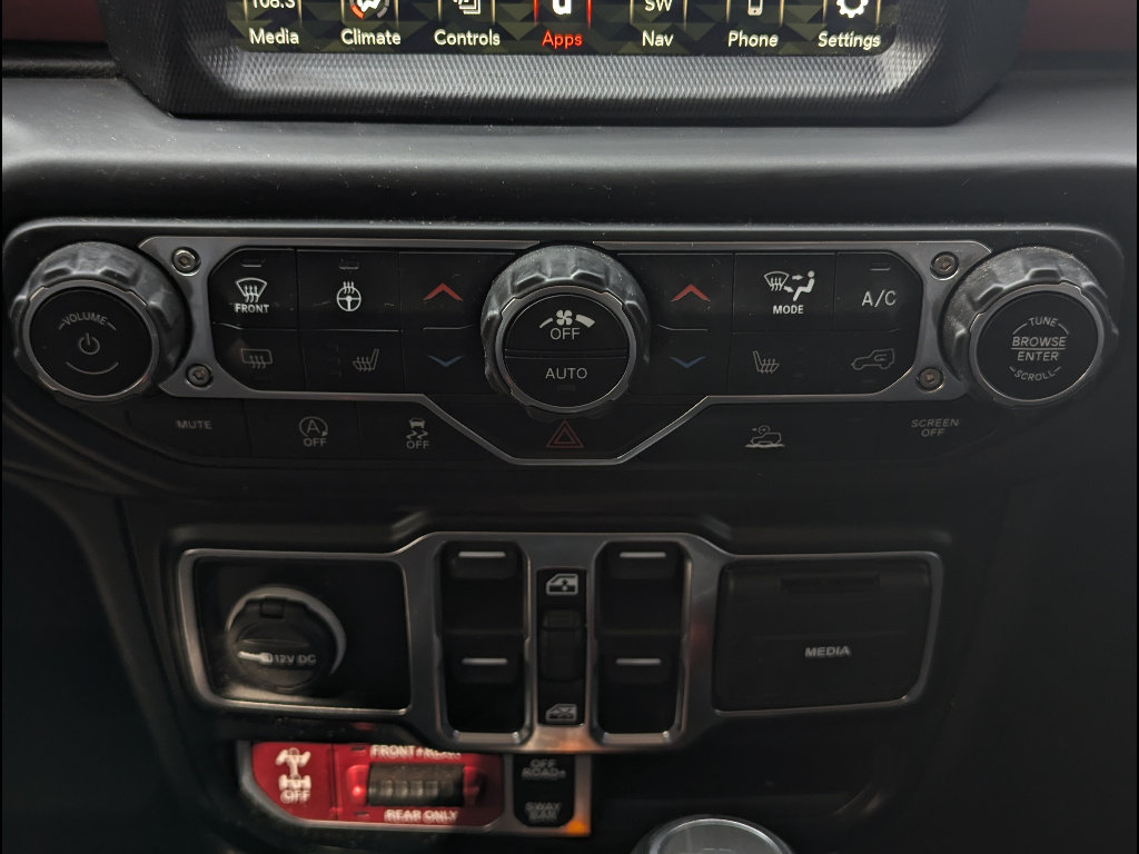 Used 2022 Jeep Gladiator Rubicon w/ LED Lighting Group AWD/4WD image 33