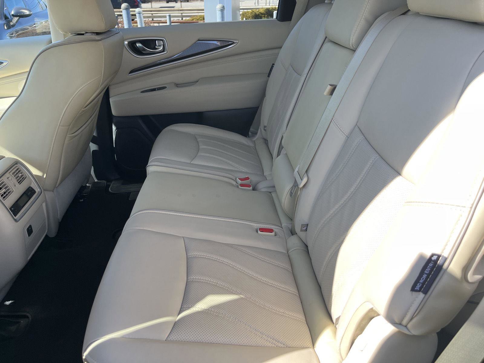 Used 2018 INFINITI QX60 Luxe image 12