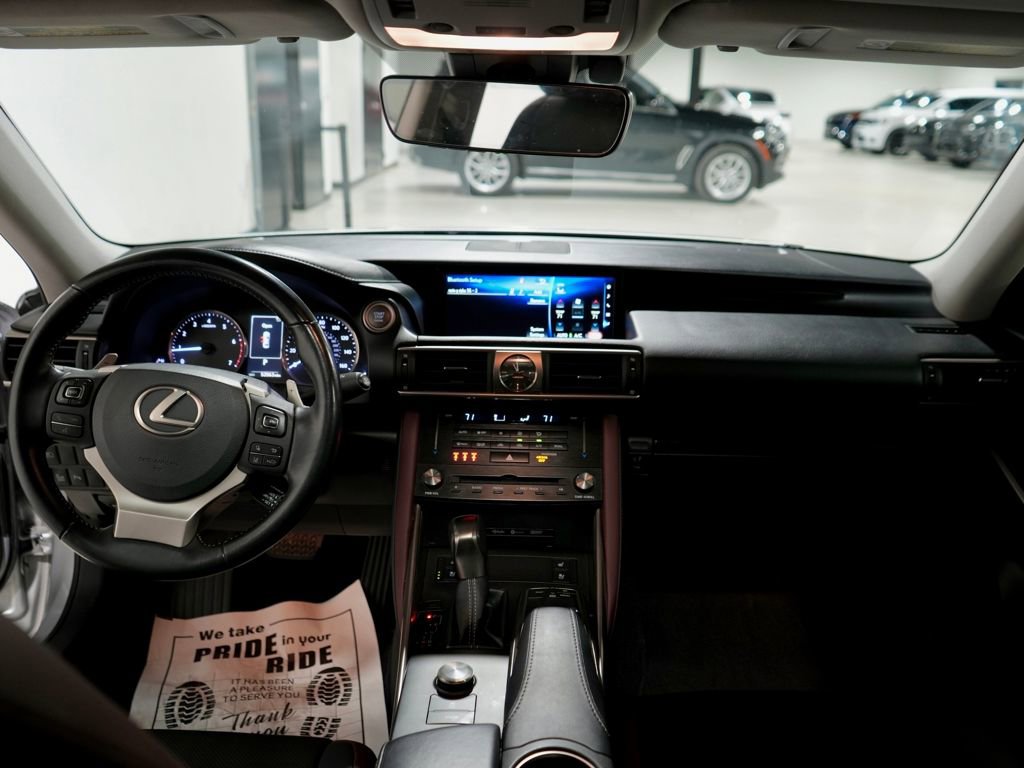 Used 2018 Lexus IS 300 300 w/ Comfort Package image 15