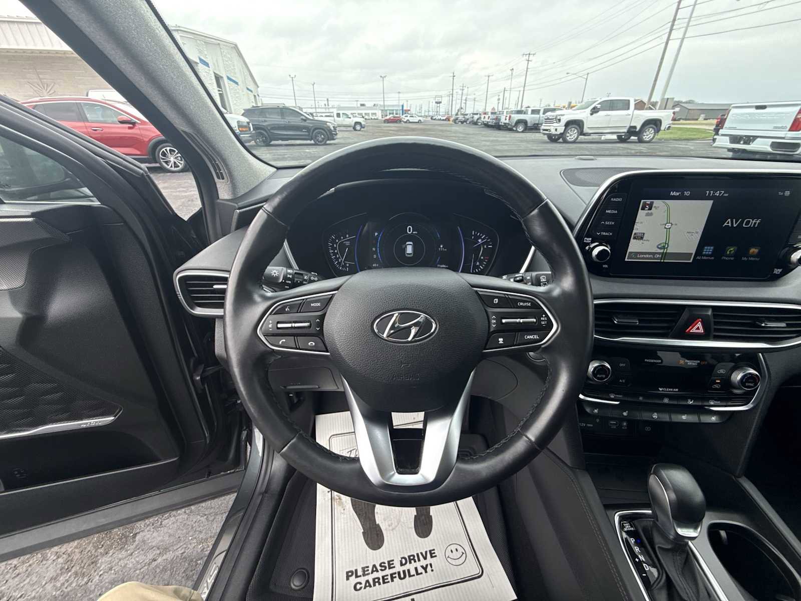 Used 2019 Hyundai Santa Fe AWD image 11