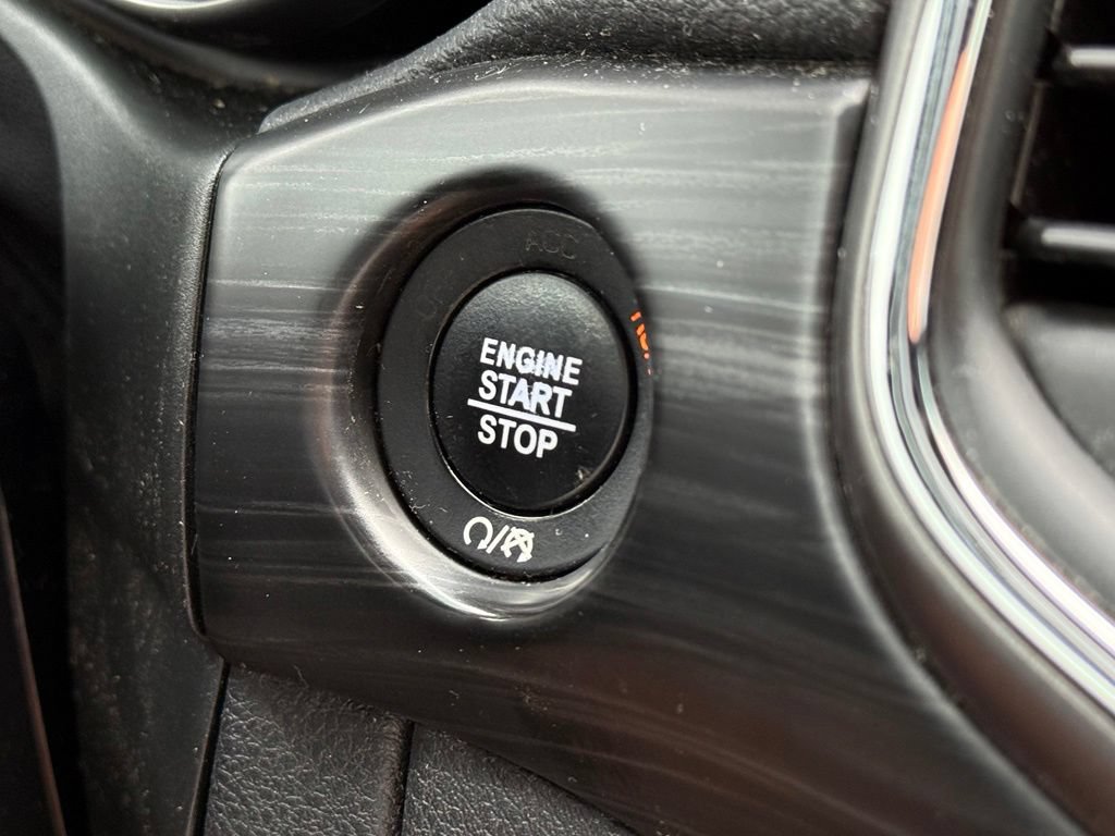 Used 2020 Jeep Grand Cherokee Laredo AWD/4WD image 12