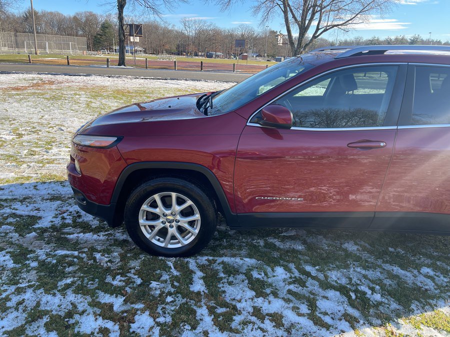 Used 2016 Jeep Cherokee Latitude image 18