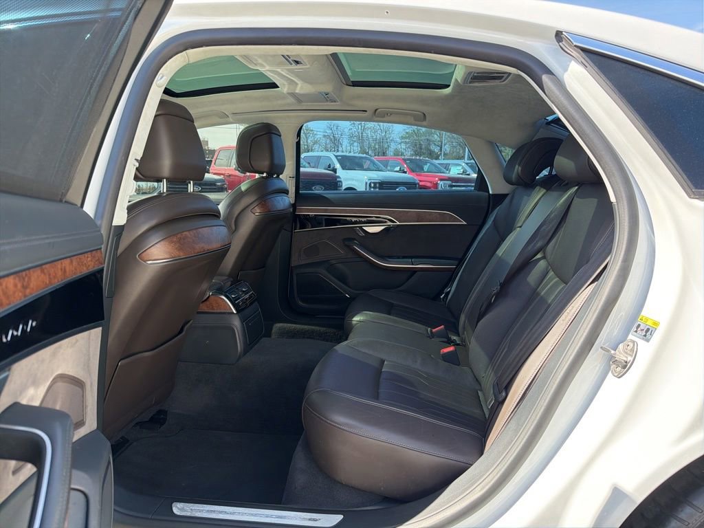Used 2021 Audi A8 L 3.0T w/ Luxury Package image 13