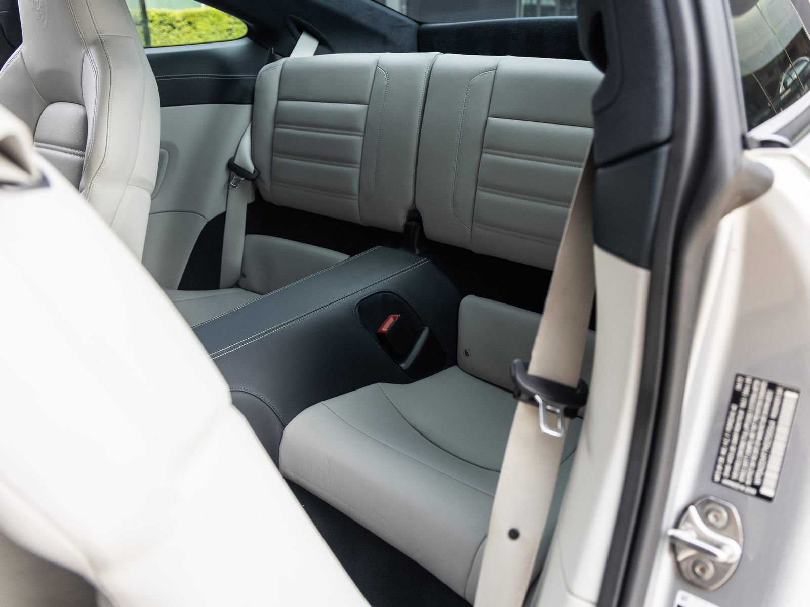 Used 2022 Porsche 911 Turbo S image 44