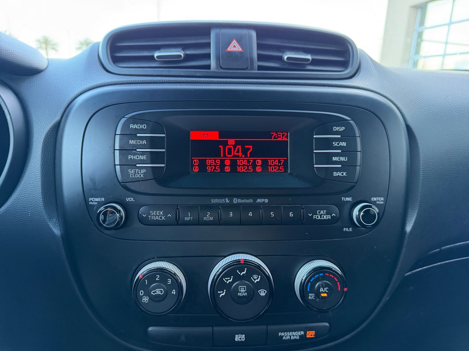 Used 2015 Kia Soul + image 29