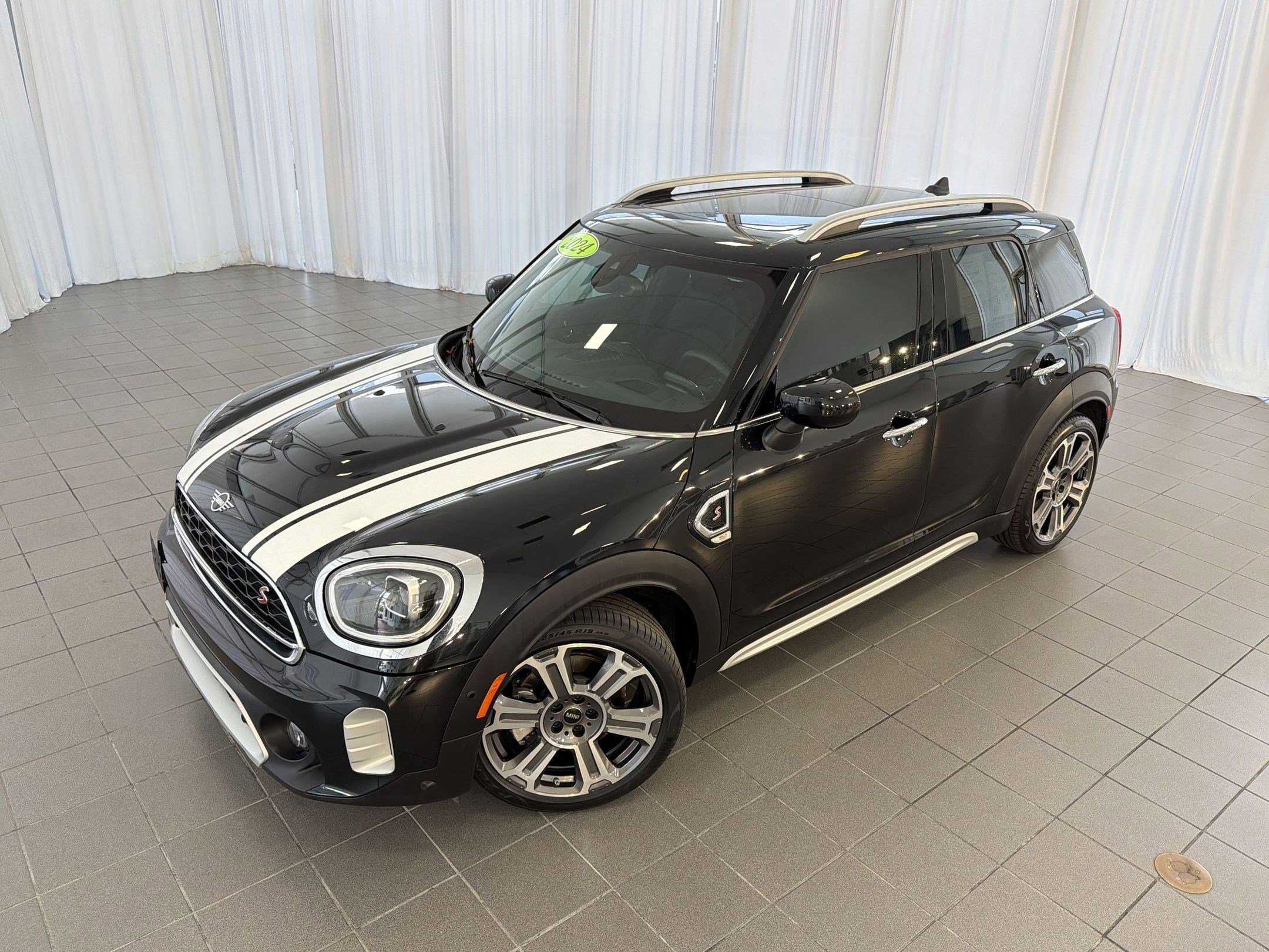 Certified 2024 MINI Cooper Countryman S image 40