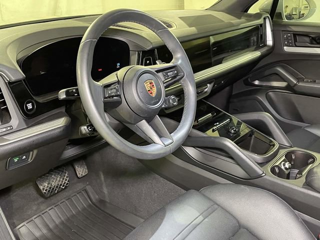 Certified 2025 Porsche Cayenne w/ Premium Package Plus image 15