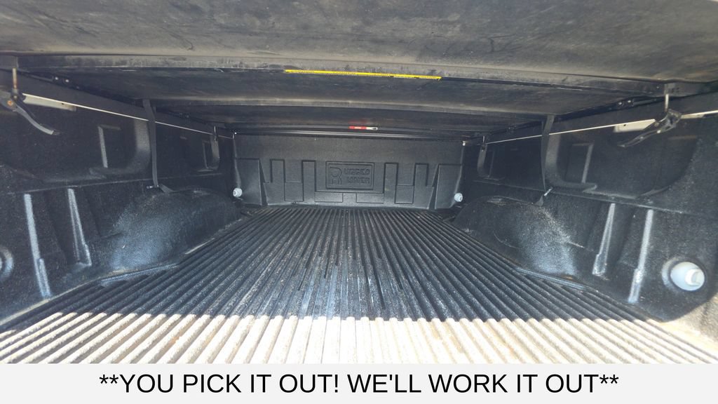Used 2017 Chevrolet Silverado 1500 LTZ w/ Sport Package AWD/4WD image 10