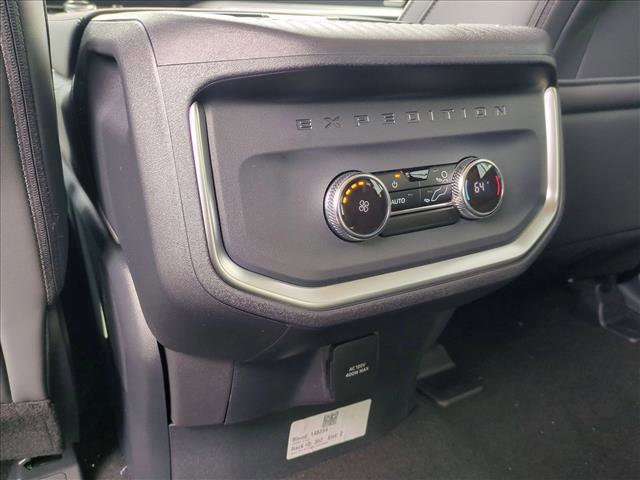 New 2026 Ford Expedition Active image 21
