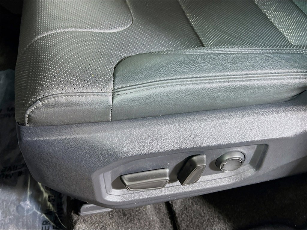 Used 2024 Toyota Tundra SR5 image 17