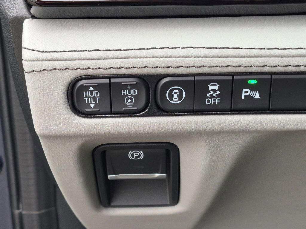 Certified 2026 Acura MDX SH-AWD w/ Advance Package image 16