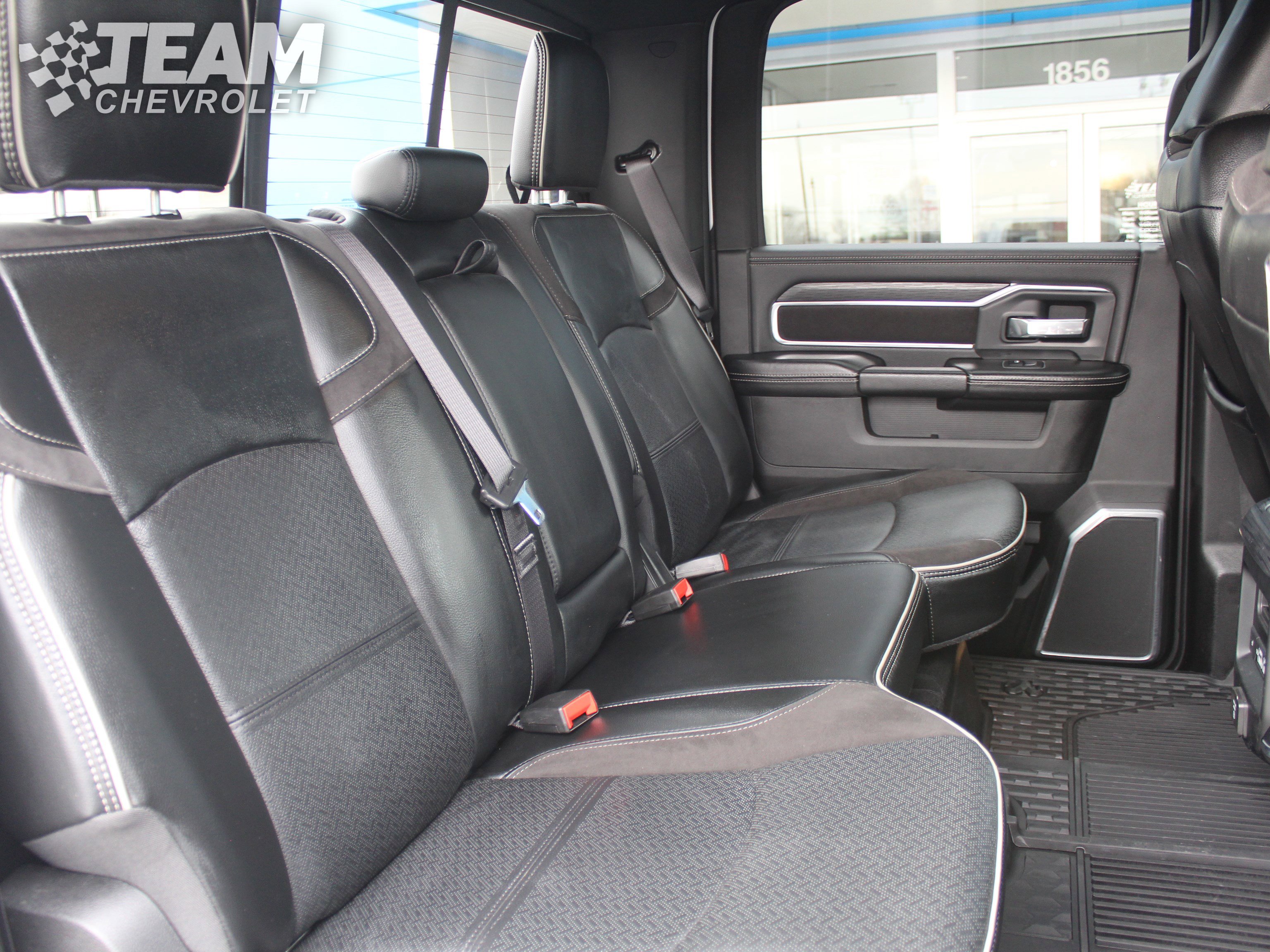 Used 2024 RAM 3500 Laramie w/ Night Edition image 27