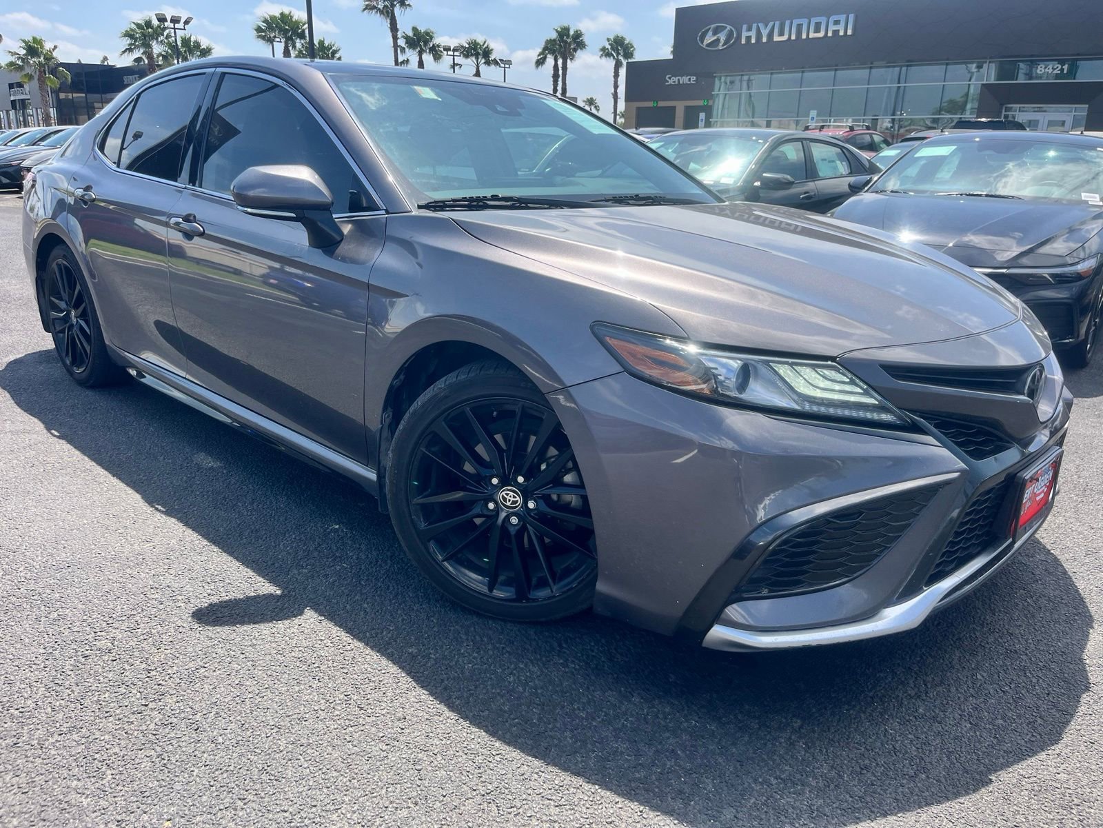 Used 2021 Toyota Camry XSE FWD image 10