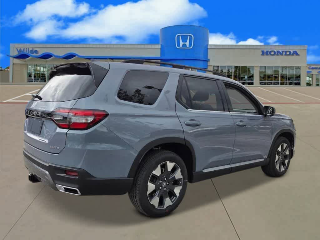 Used 2026 Honda Pilot Elite image 4