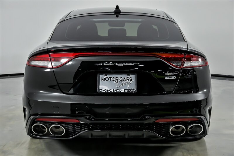 Used 2022 Kia Stinger GT2 AWD/4WD image 11