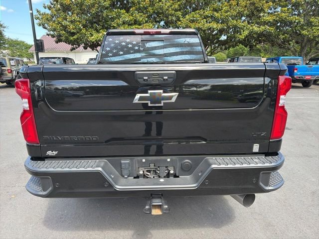 Used 2024 Chevrolet Silverado 2500 LTZ w/ LTZ Plus Package AWD/4WD image 4