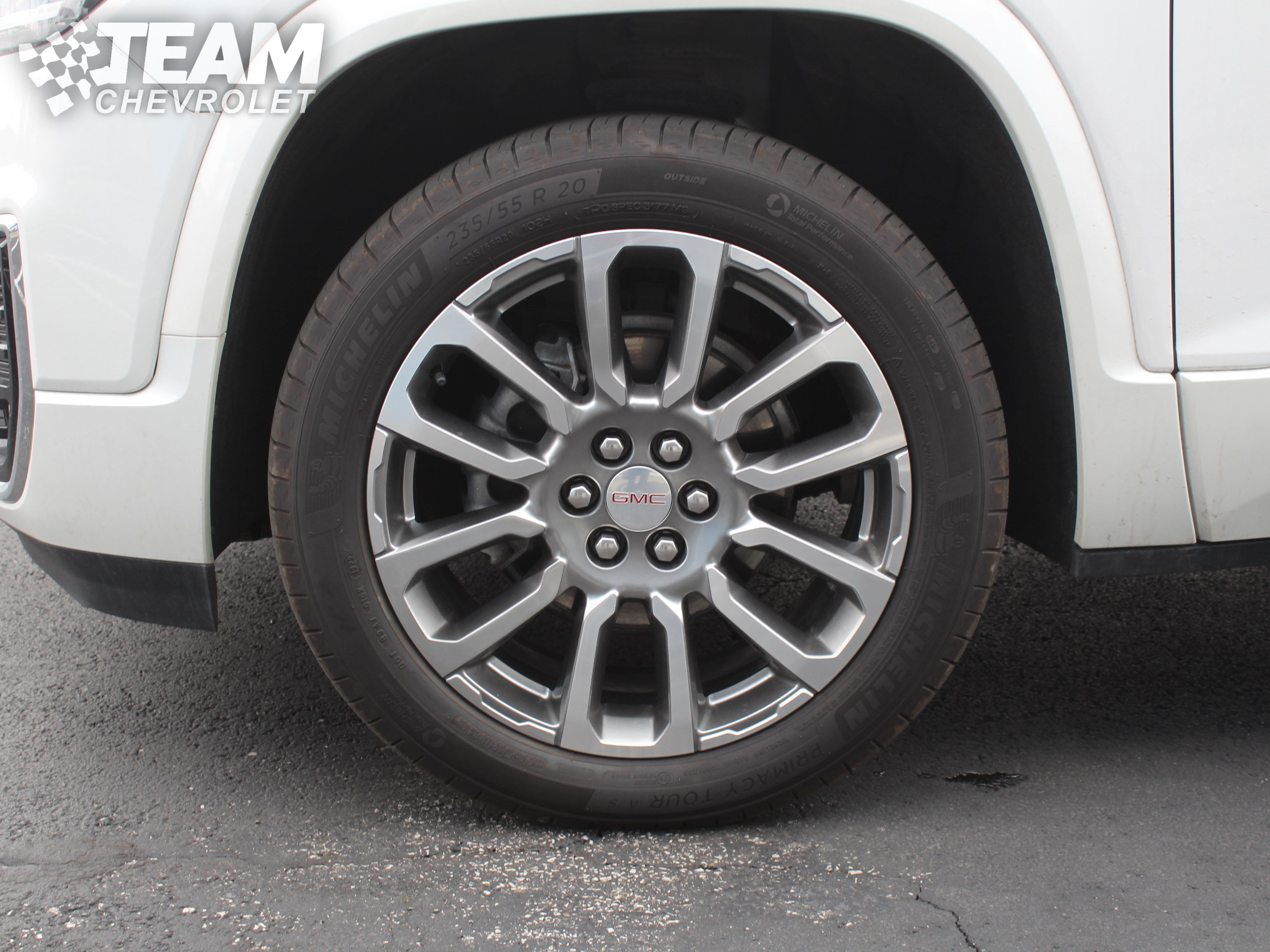 Used 2023 GMC Acadia Denali AWD/4WD image 35