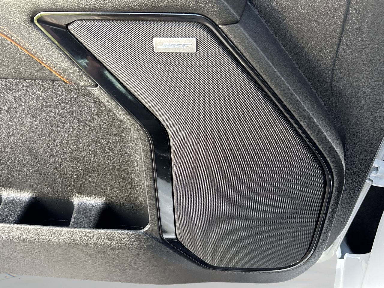 Used 2024 GMC Sierra 1500 AT4 w/ Technology Package image 18